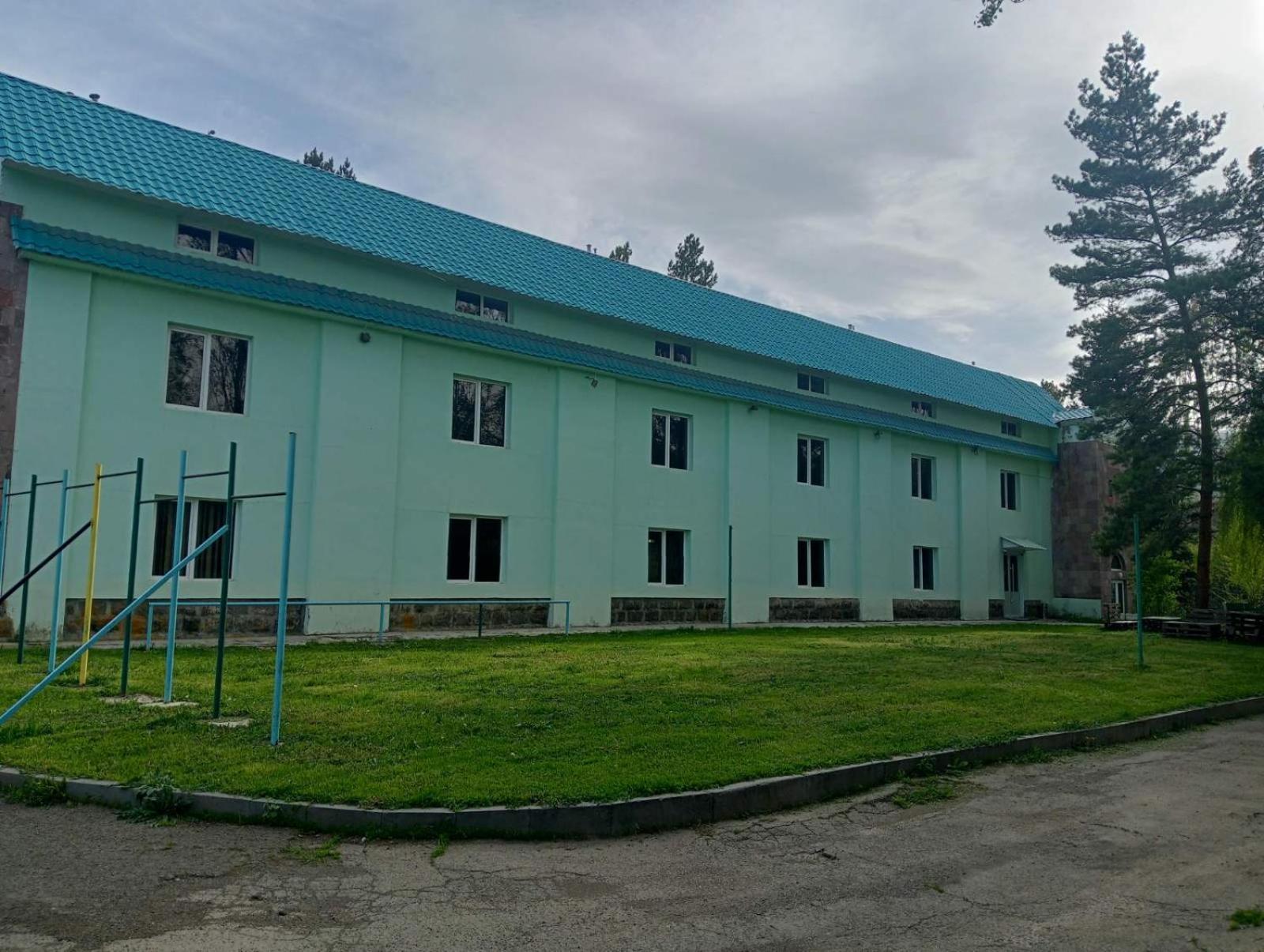 N&R Rest House Tsaghkadzor Exteriör bild